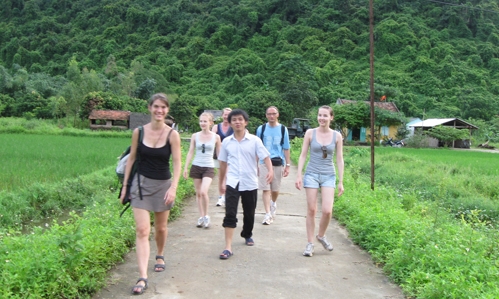 Viet Hai: un village authentique de Cat Ba